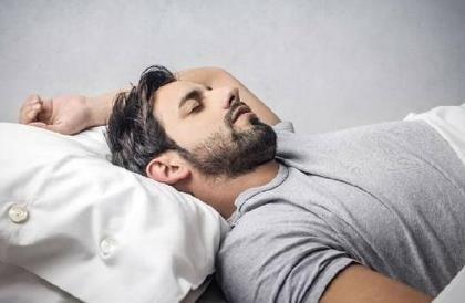 Melatonin or Diphenhydramine? Best Choice for USA's Needs